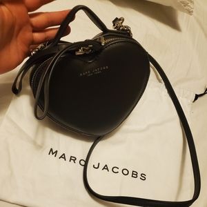 Marc Jacobs Heart crossbody purse